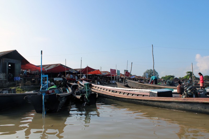 Marché lac Inlé