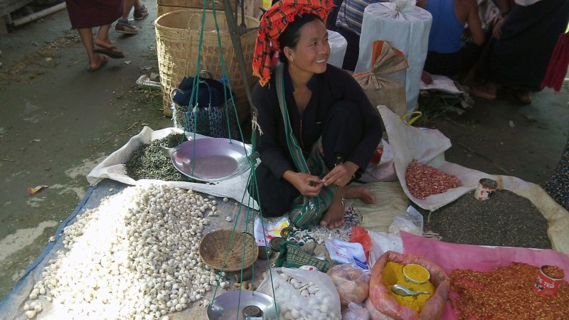 Marché au lac Inlé