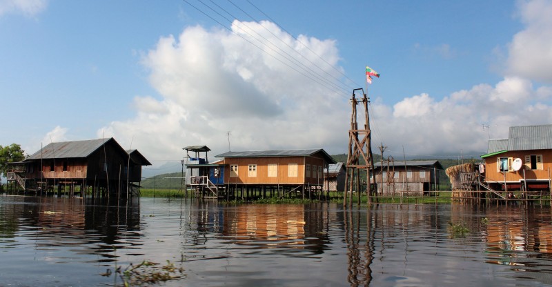 Village lac Inlé