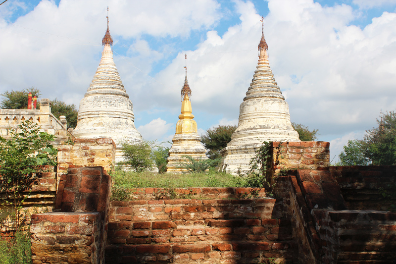 Visiter les temples de Bagan