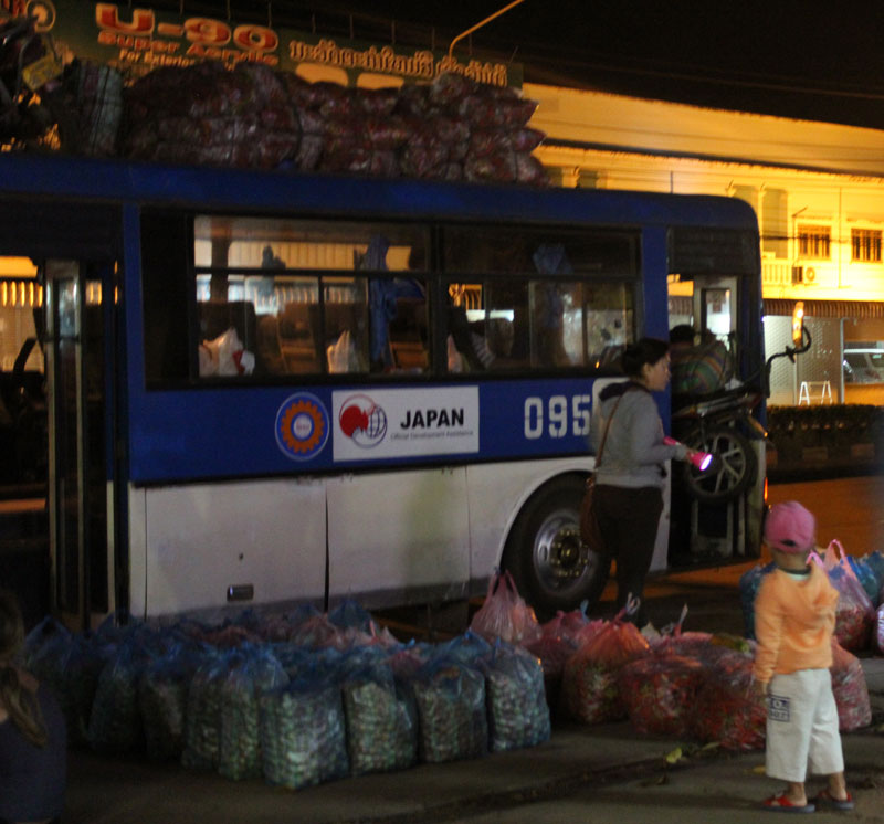 Bus de nuit nourriture