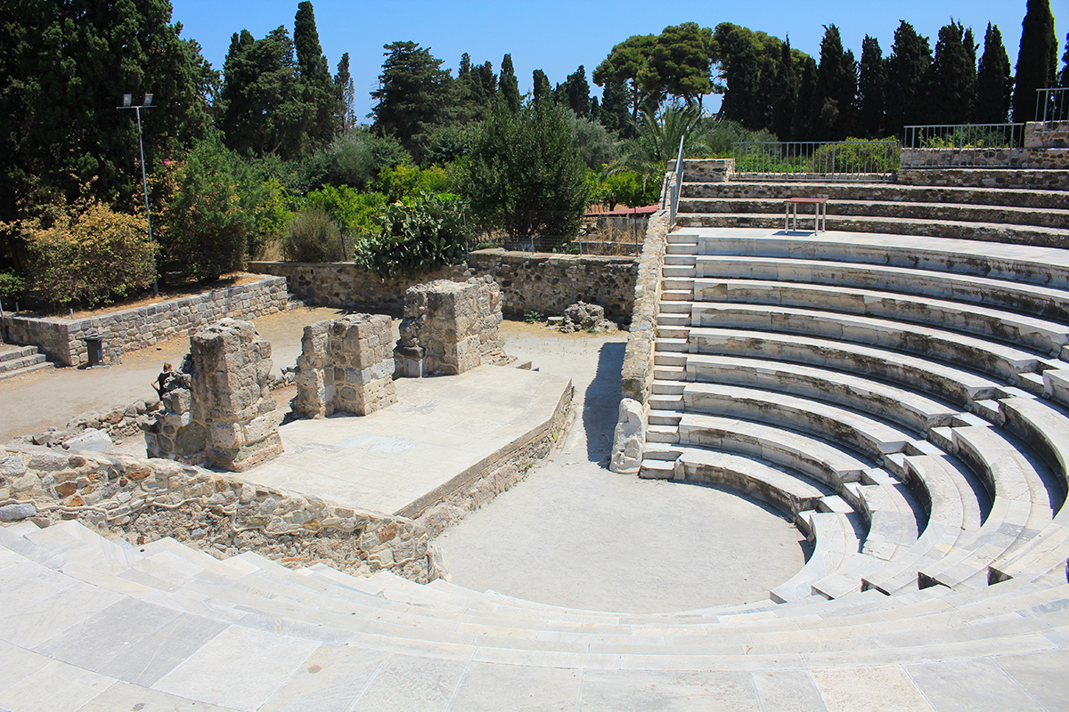 Visiter l'Odéon à Kos