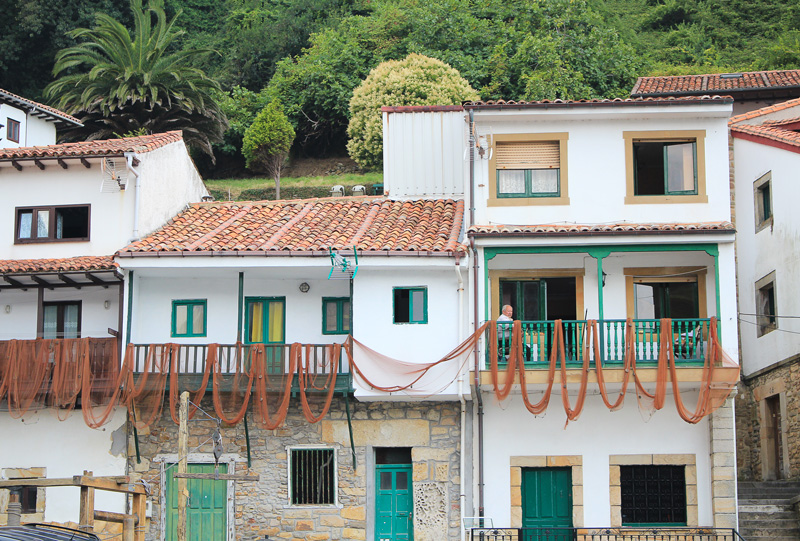 Tazones en Asturies au nord de l'Espagne